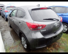Mazda Mazda2 2022