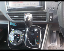 Toyota Esquire 2016
