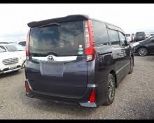 Toyota Noah 2016