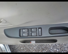 Daihatsu Mira e:S 2016