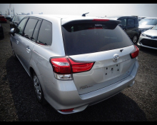 Toyota Corolla Fielder 2016