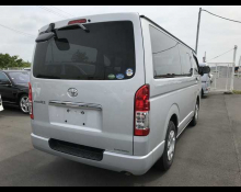 Toyota Regius Van 2017