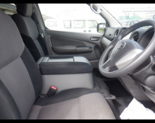 Nissan NV350 2016