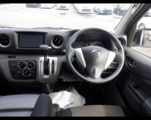 Nissan NV350 2016