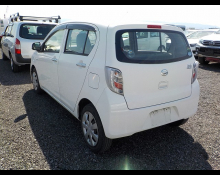 Daihatsu Mira e:S 2016