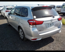Toyota Corolla Fielder 2016