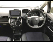 Toyota Wish 2014
