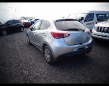 Mazda Demio 2016