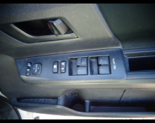 Toyota Voxy 2013