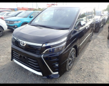 Toyota Voxy 2020