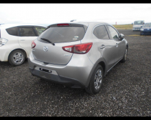 Mazda Demio 2016