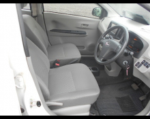 Daihatsu Mira e:S 2016