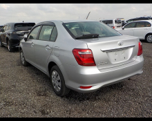 Toyota Corolla Axio 2016