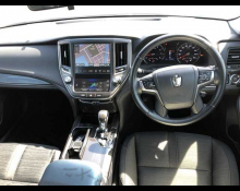 Toyota Crown Athlete 2014