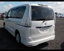 Nissan Serena 2016
