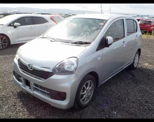 Daihatsu MIRA E-S 2016