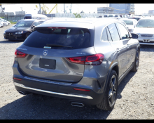 Mercedes-Benz GLA-class 2020