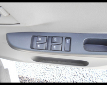 Daihatsu Mira e:S 2016