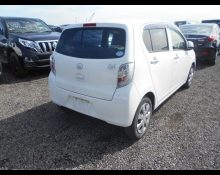 Daihatsu Mira e:S 2016