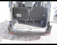 Toyota Voxy 2013