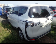 Toyota Sienta 2020