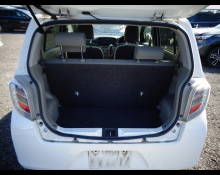 Daihatsu Mira e:S 2016