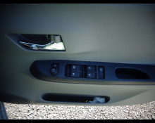 Daihatsu Mira e:S 2016