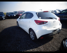 Mazda Demio 2016
