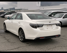 Toyota Mark X 2019