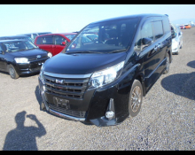 Toyota Noah 2016