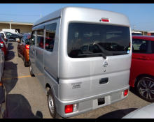 Nissan NV100 2020