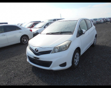 Toyota Vitz 2013