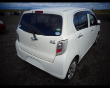 Daihatsu Mira e:S 2016
