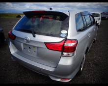 Toyota Corolla Fielder 2016