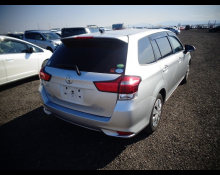 Toyota Corolla Fielder 2016