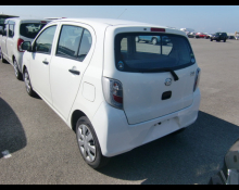 Daihatsu Mira e:S 2016