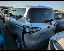 Toyota Sienta 2019