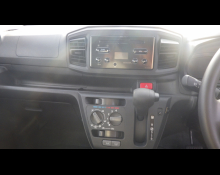 Daihatsu Mira e:S 2019