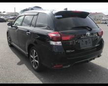 Toyota Corolla Fielder 2018