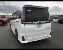 Toyota Noah 2018