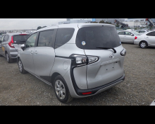 Toyota Sienta 2019