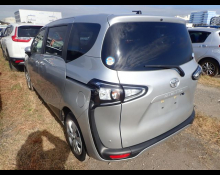 Toyota Sienta 2019