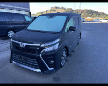 Toyota Voxy 2017