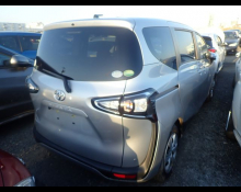 Toyota Sienta 2019