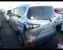Toyota Sienta 2019