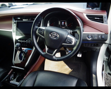 Toyota Harrier 2016