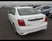 Toyota Corolla Axio 2017