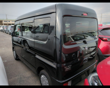 Nissan NV100 2019