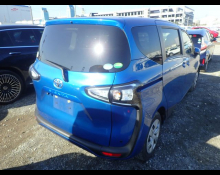 Toyota Sienta 2019