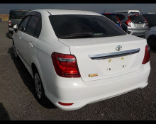 Toyota Corolla Axio 2017